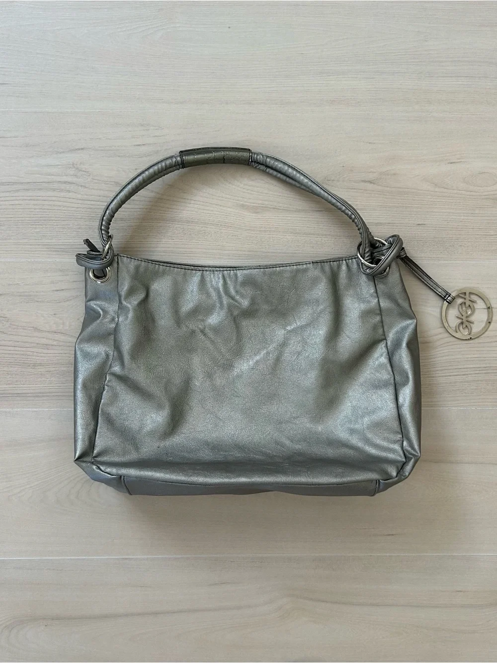 silver xoxo shoulder bag